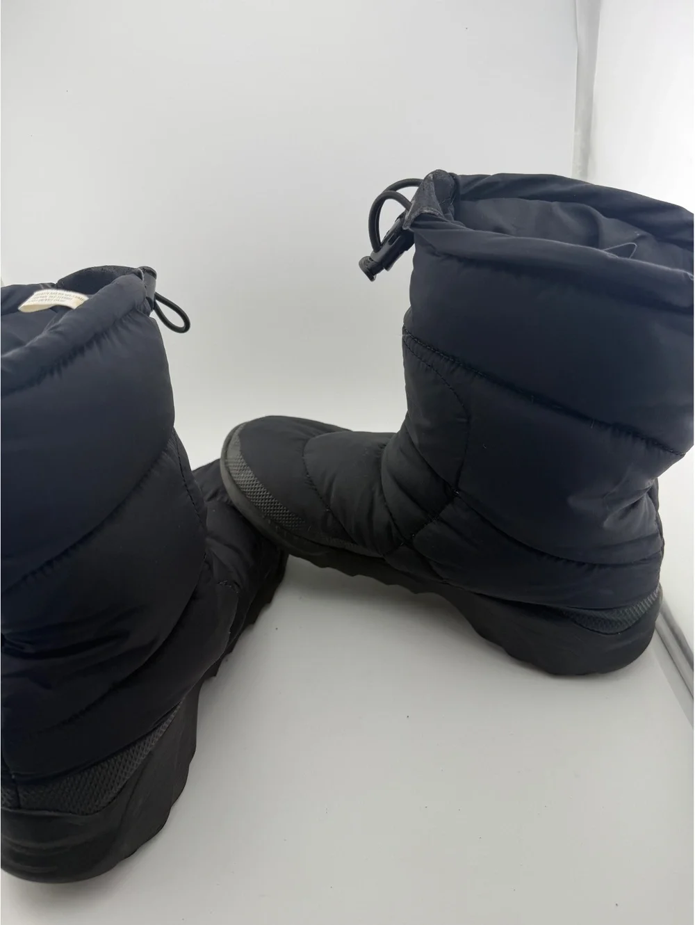 The North Face Nuptse 700 Fill Power Down Boots, Women's Size 7